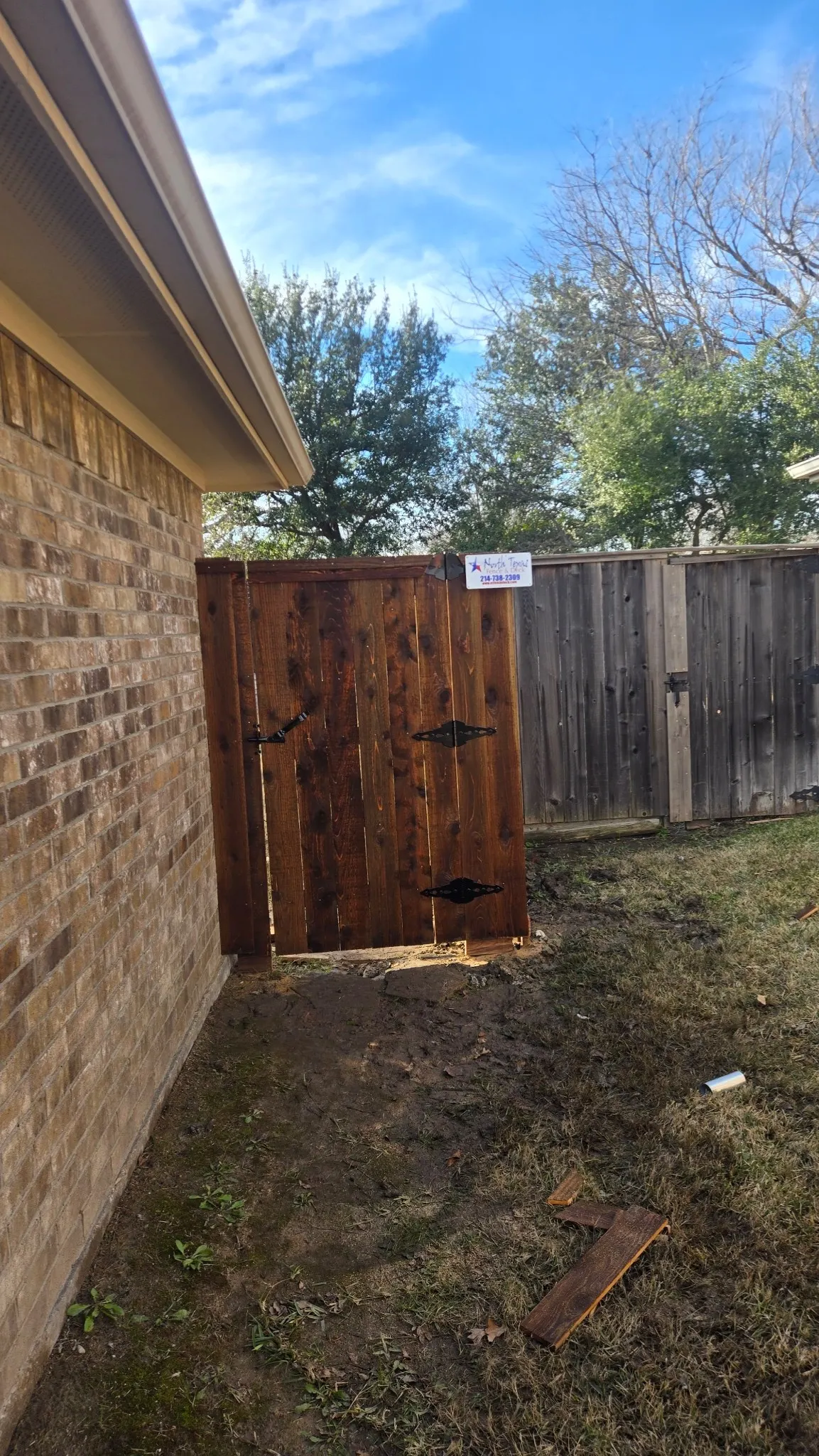 6 ft cedar fence pre-stained — Allen