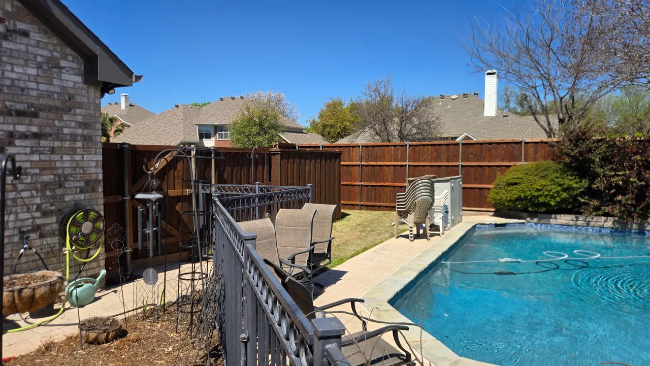 Navigating DFW HOA Fence Rules: A Guide for Frisco, Plano, and Allen Homeowners