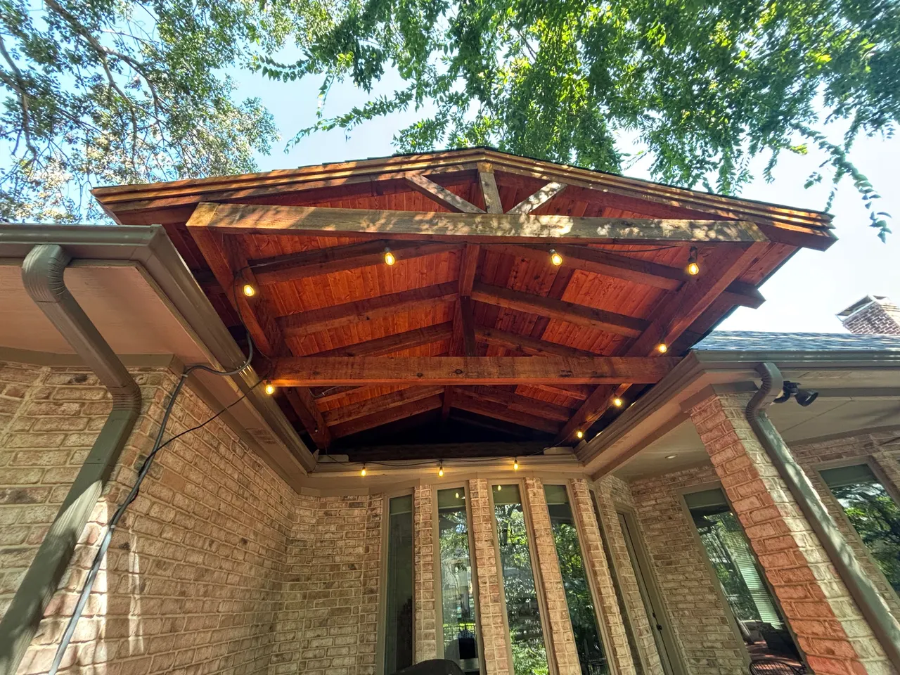 Western red cedar Gable style patio cover — Addison