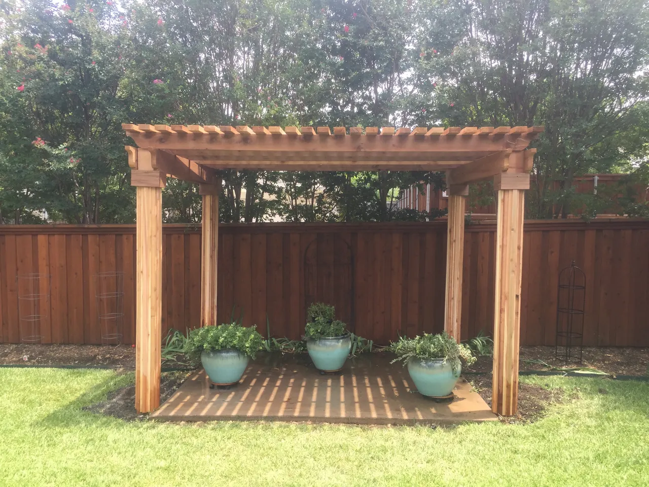 Western red cedar Pergola — Sachse